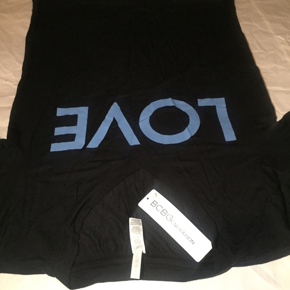 Bcbgeneration LOVE v-neck top - Picture 9 of 9